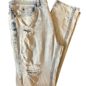 Lure Distressed Blue Jeans